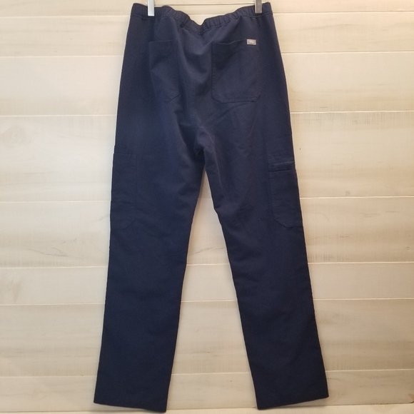 {M} Figs Men's Cairo Cargo Scrub Pant Navy 31" Inseam - Picture 3 of 16